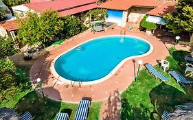 Harmony Hotel & Studio